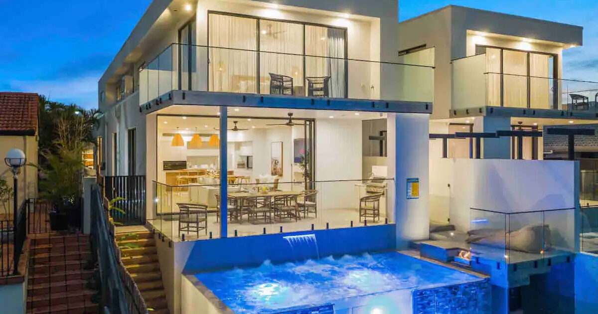 Luxury House & Apartment Rental Gold Coast