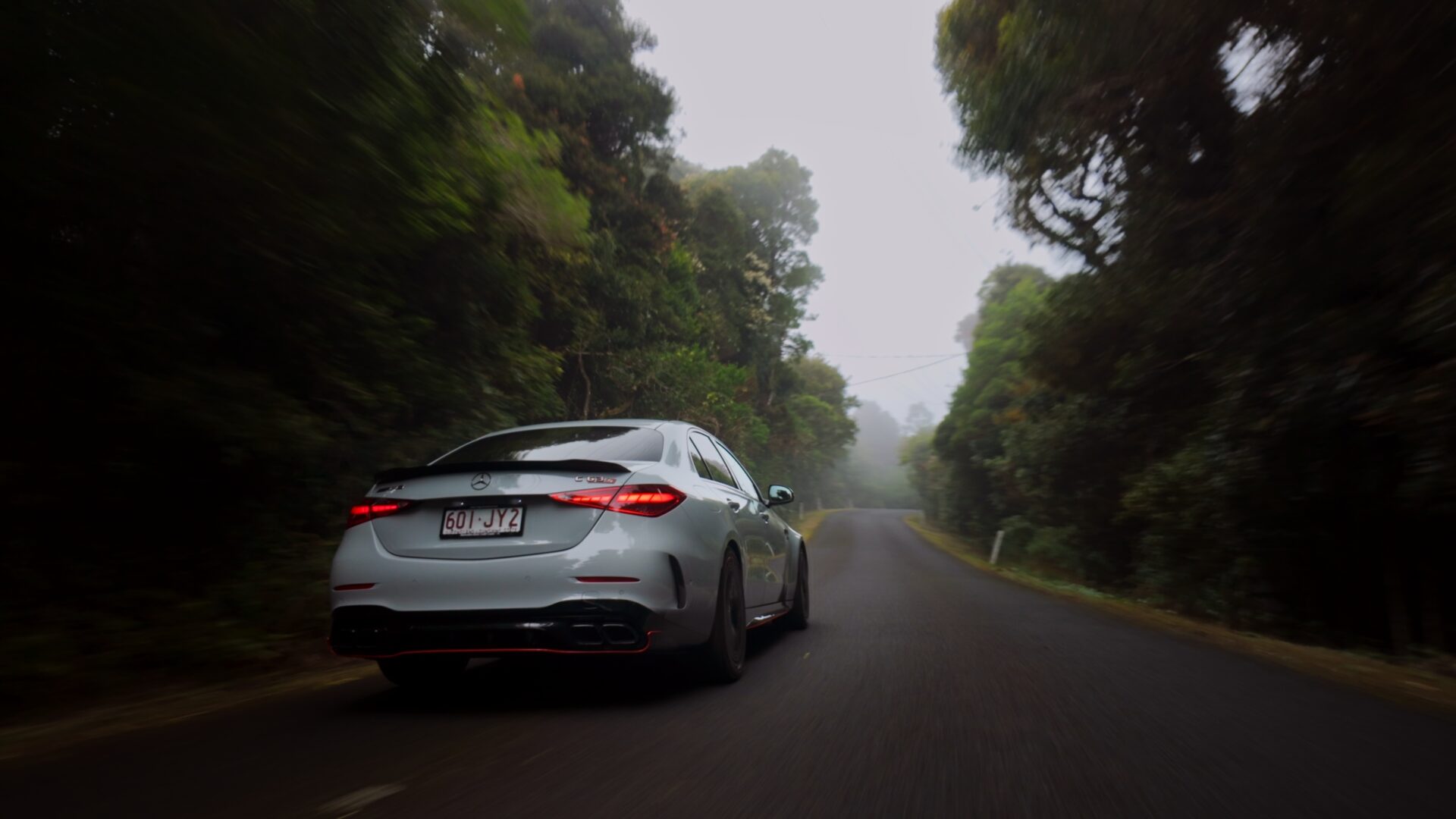 AMG c63s F1 Main V2 00 00 34 05