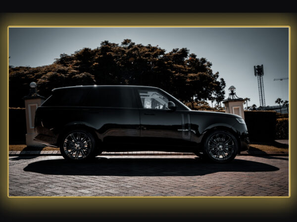 Range Rover Vogue MY23 Hire Gold Coast, Byron Bay & Brisbane