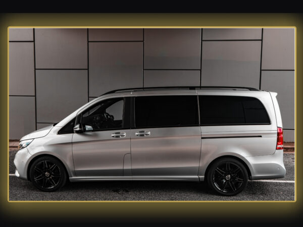 Mercedes V250 8 Seat Car Hire Gold Coast Brisbane Byron Bay Sunshine Coast
