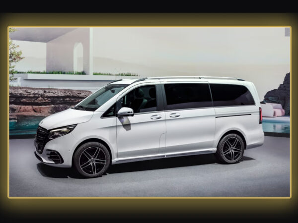 Mercedes V300 AMG 8 Seat Car Hire Gold Coast Brisbane Byron Bay Sunshine Coast