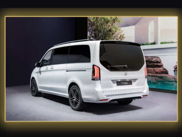 Mercedes V300 AMG 8 Seat Car Hire Gold Coast Brisbane Byron Bay Sunshine Coast