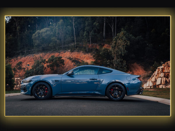 Ford Mustang GT Vapor Blue MY24