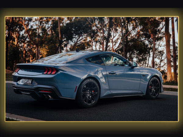 Ford Mustang GT Vapor Blue MY24