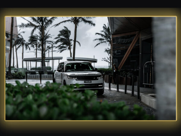 Range Rover Vogue 7 Seat MY24 Hire Gold Coast, Byron Bay & Brisbane