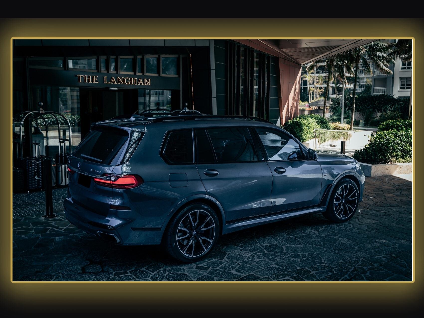 BMW X7 - 7 Seater Car Hire Gold Coast Byron Bay Brisbane