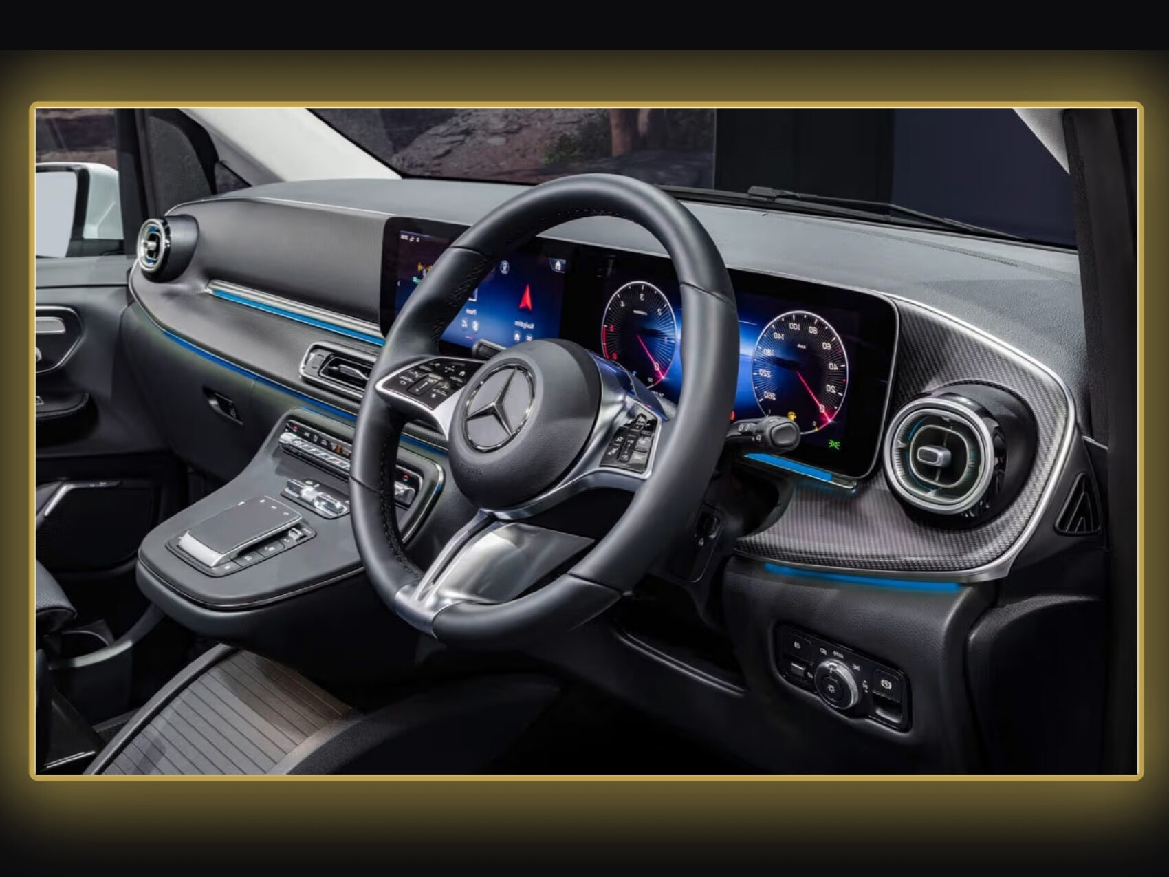 Mercedes V300 AMG 8 Seat Car Hire Gold Coast Brisbane Byron Bay Sunshine Coast
